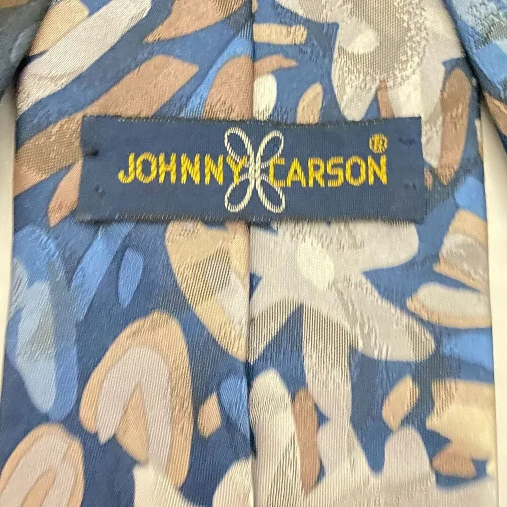 #5583 Johnny Carson Blue and Silver Necktie. Tie 58x3.75